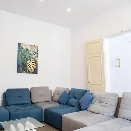 Windsor 5br With Heated Pool, Jacuzzi, Gym, Sauna And Cinema فيلة *