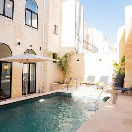 Villa Windsor 5br With Heated Pool, Jacuzzi, Gym, Sauna And Cinema Sliema