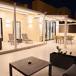 Windsor 5br With Heated Pool, Jacuzzi, Gym, Sauna And Cinema