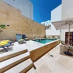 Windsor 5br With Heated Pool, Jacuzzi, Gym, Sauna And Cinema Vila